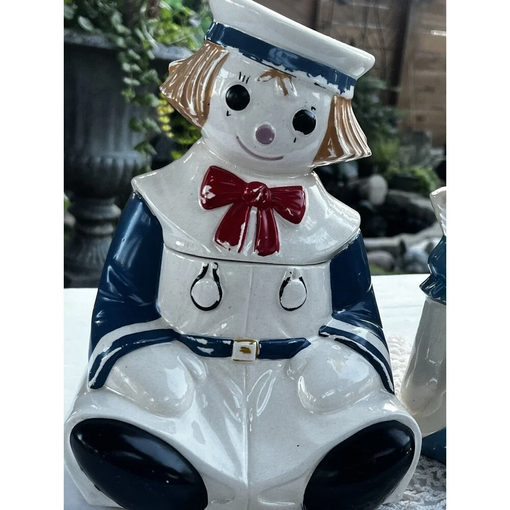 Royal adorable vintage